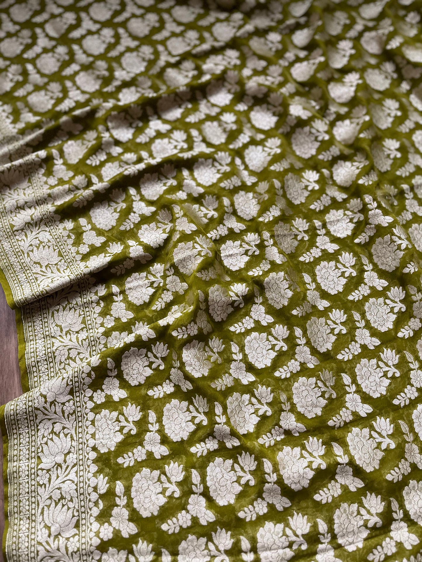 Khaddi Mehendi Green Dupatta
