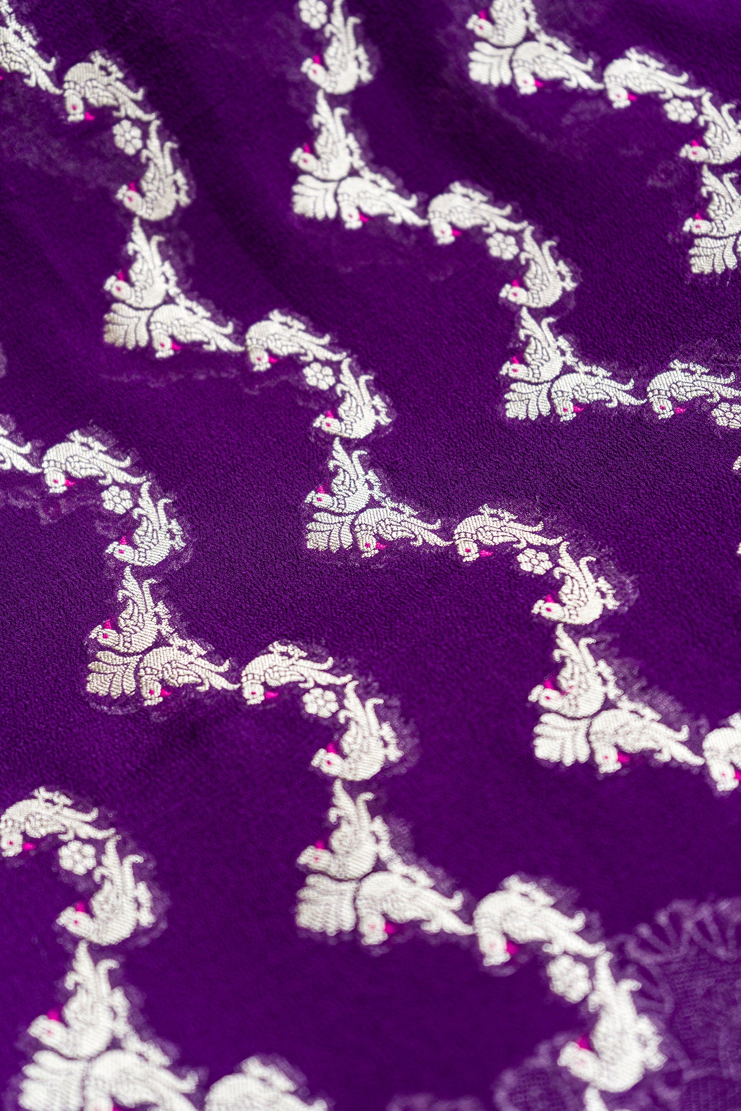 Khaddi Shikargah Purple Dupatta