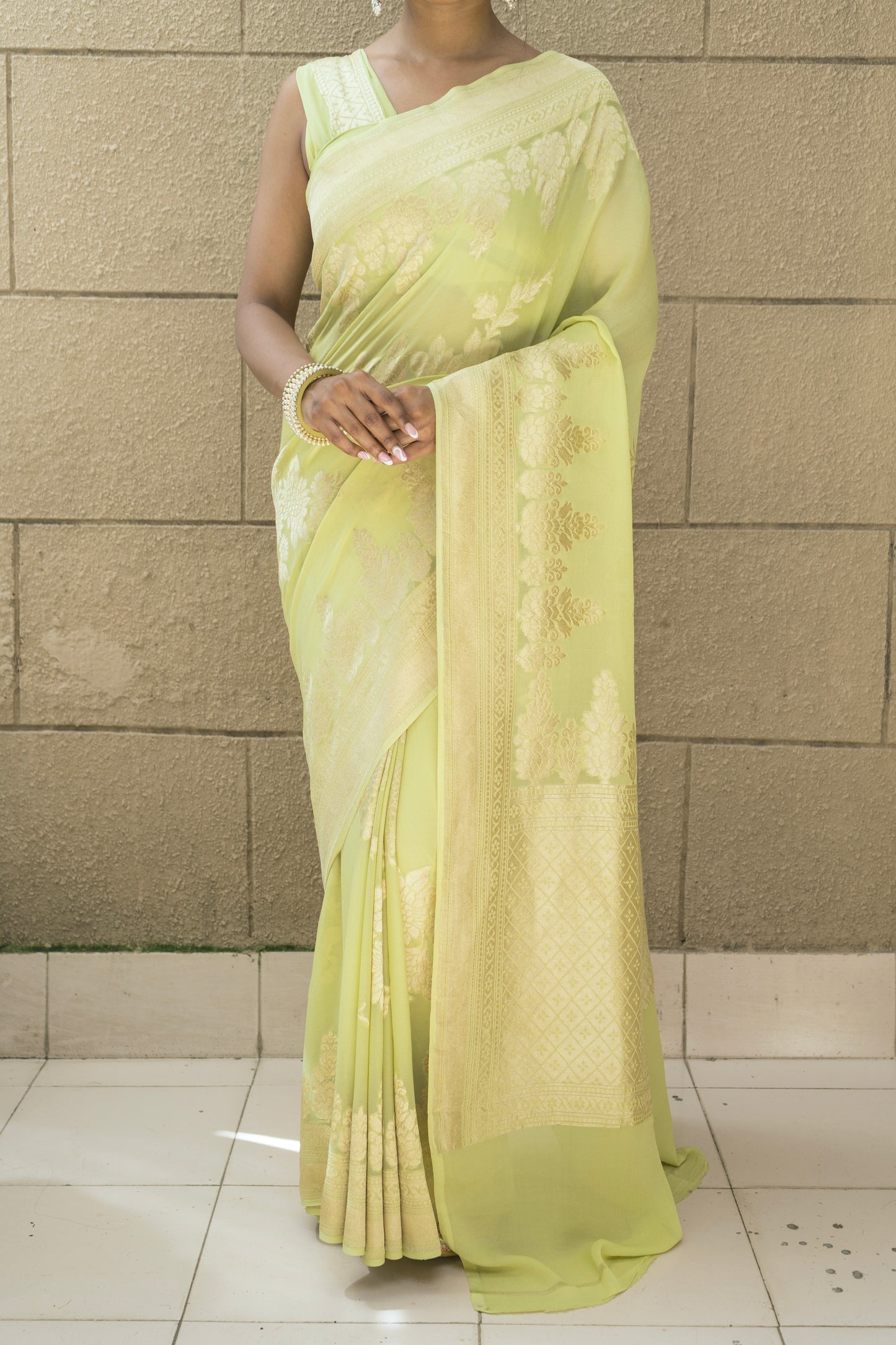 Khaddi Parrot Green Saree