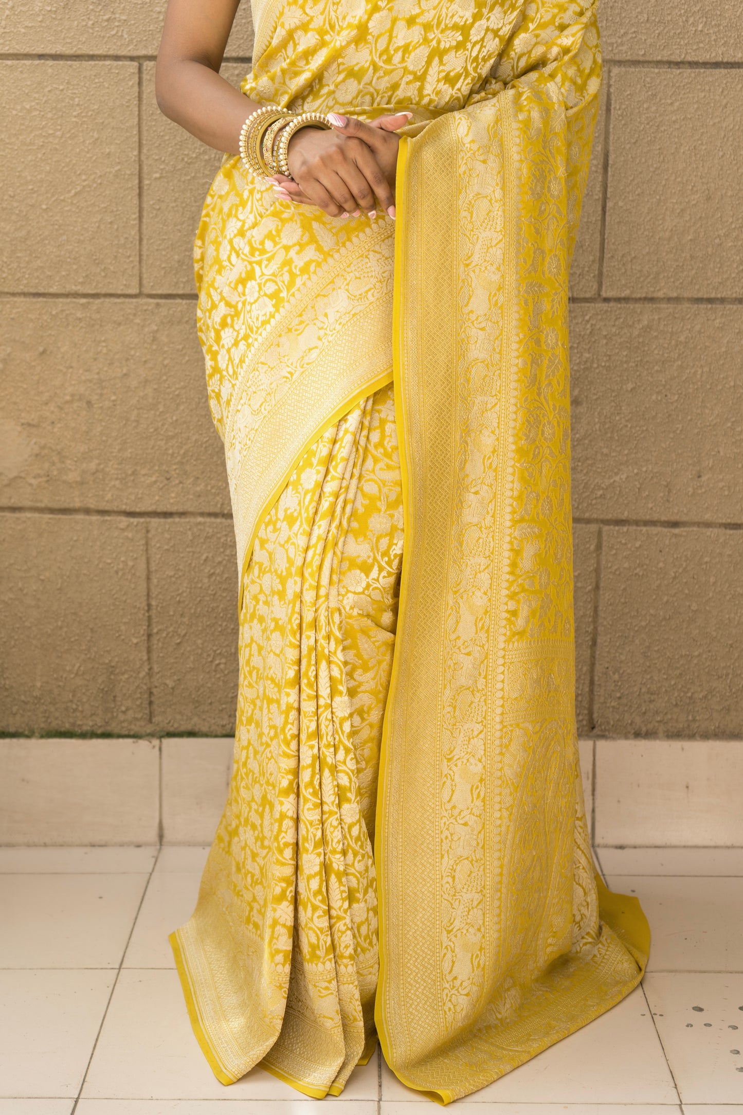 Shikargah Jaal Khaddi Mustard Saree