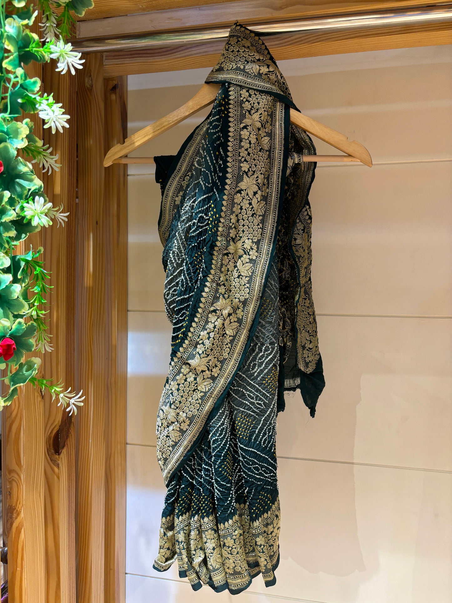 Green Shaded Bandhani with Floral Border Saree