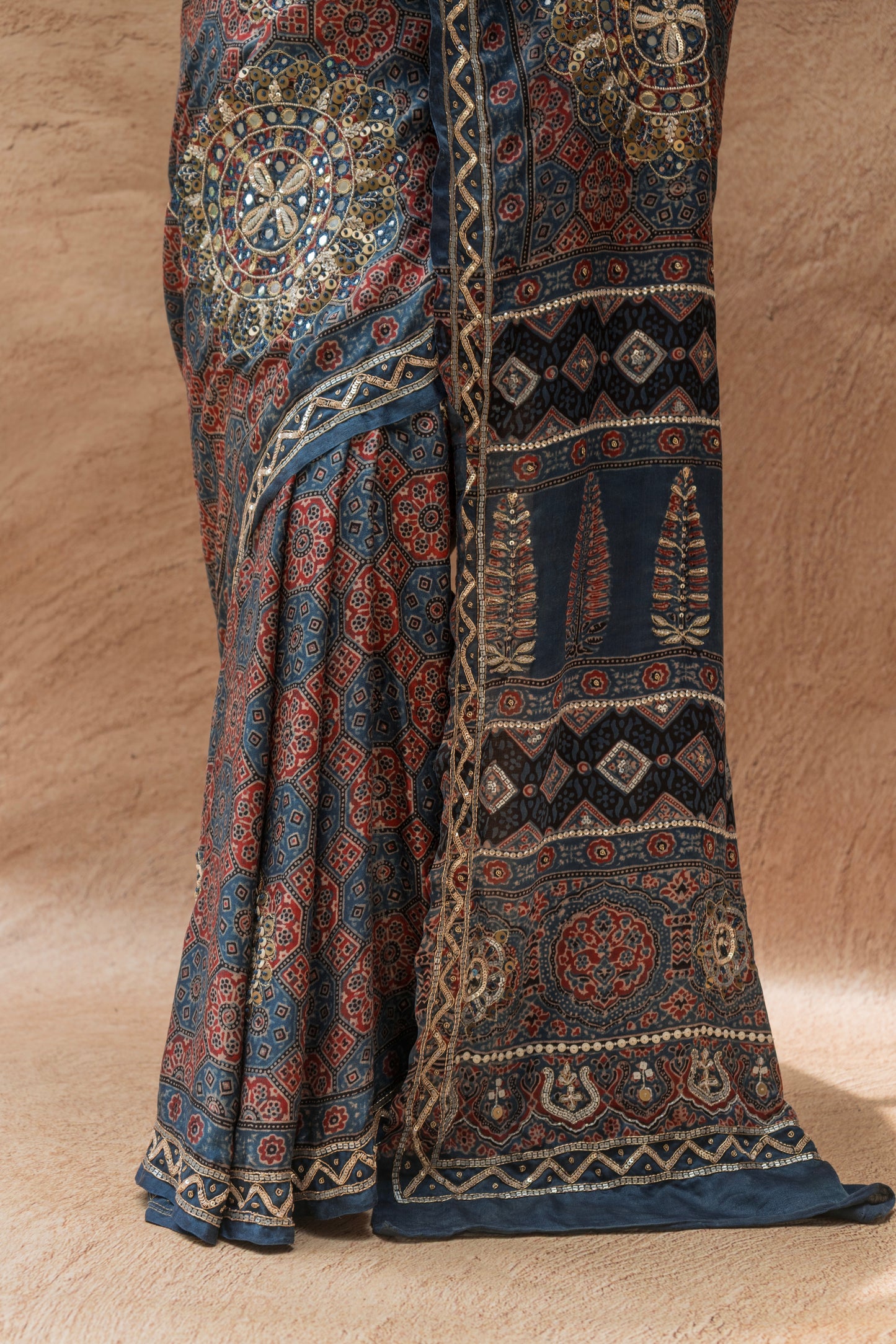 Embroidered Ajrakh Print Indigo Floral Gajji Saree
