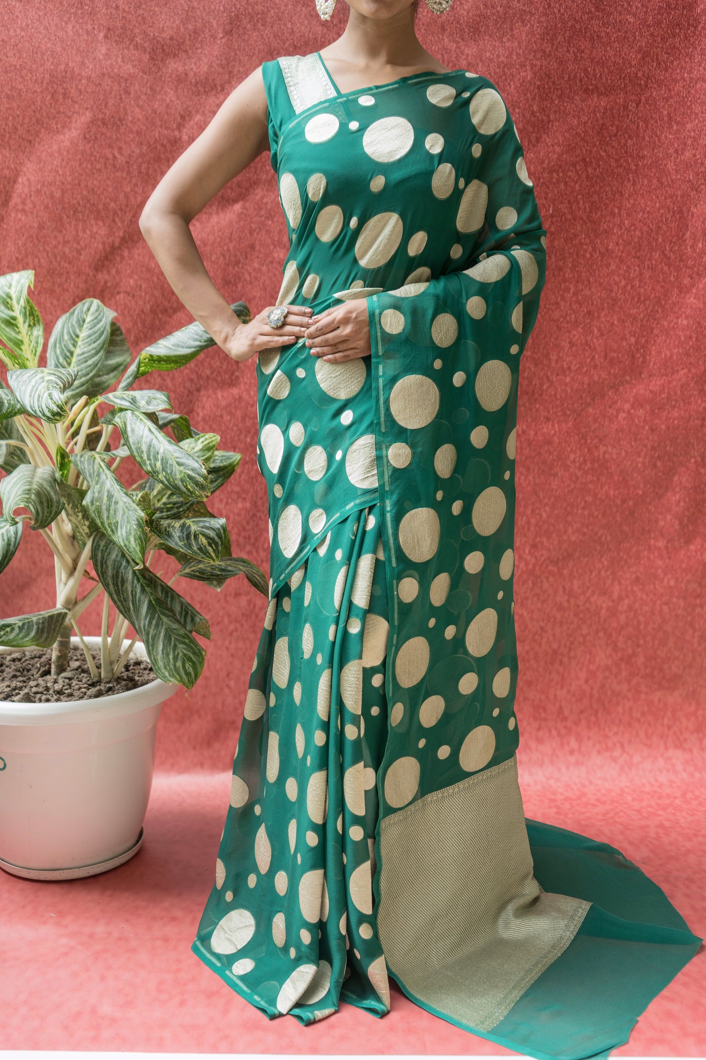 Khaddi Georgette Green Polka Dots Saree