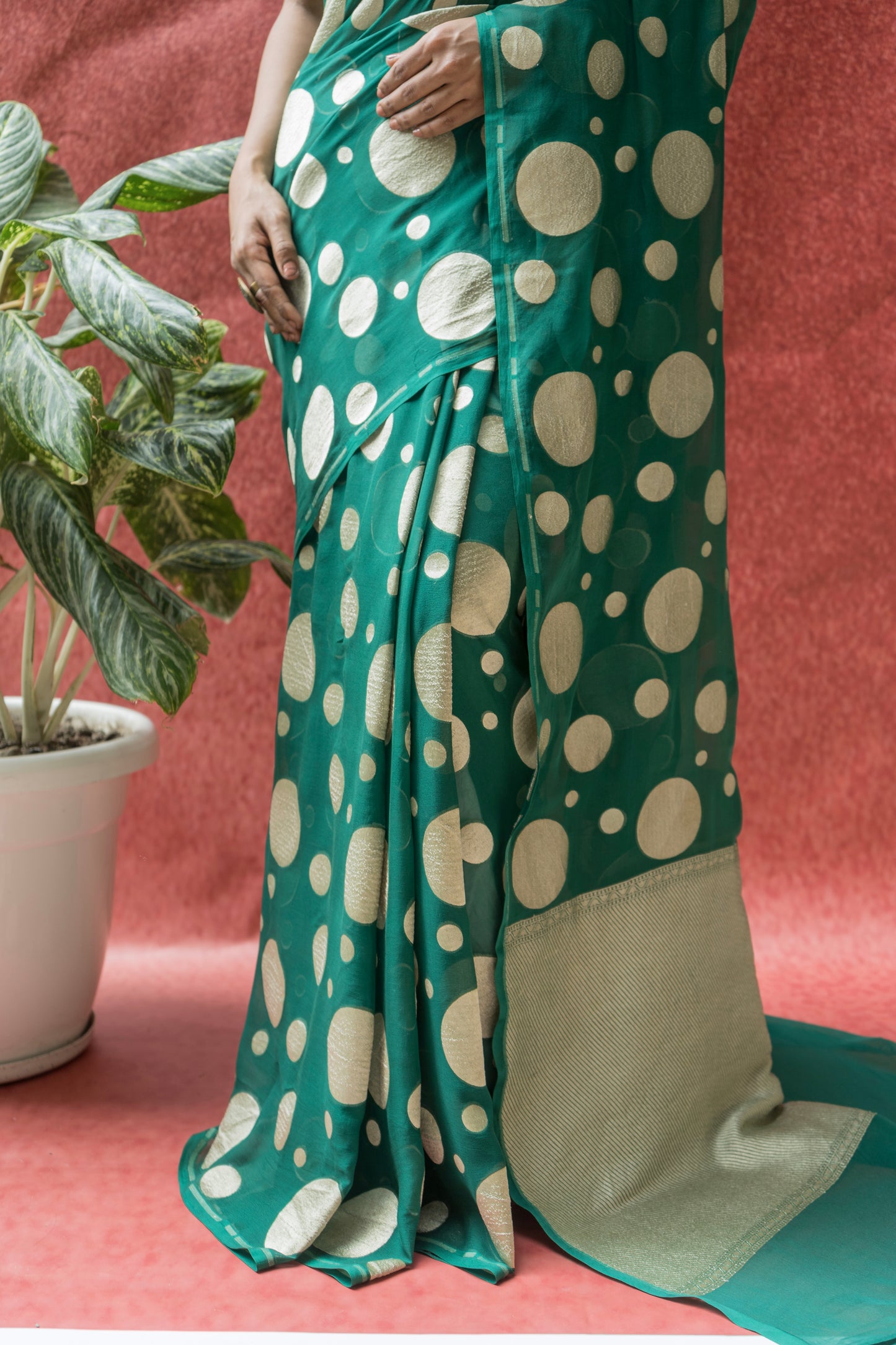 Khaddi Georgette Green Polka Dots Saree