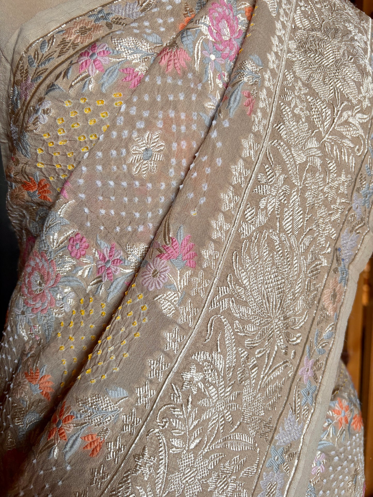 Parsi Jaal Georgette Bandhej Light Brown Saree