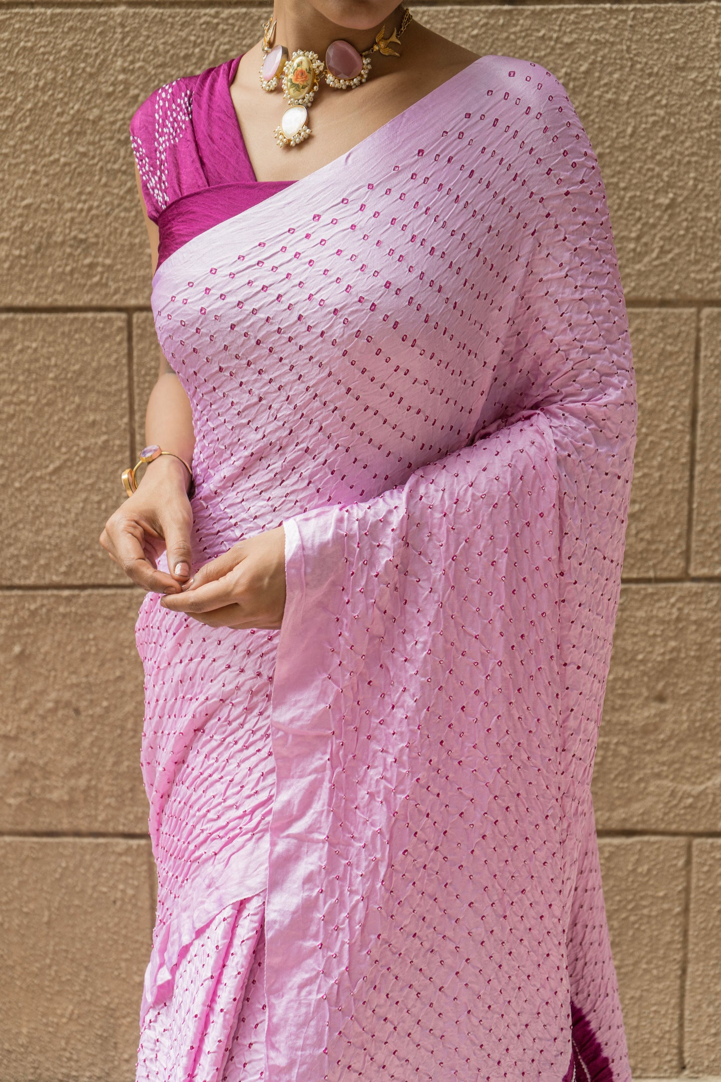 Gajji Purple Round Palla (Pink) Bandhej Saree