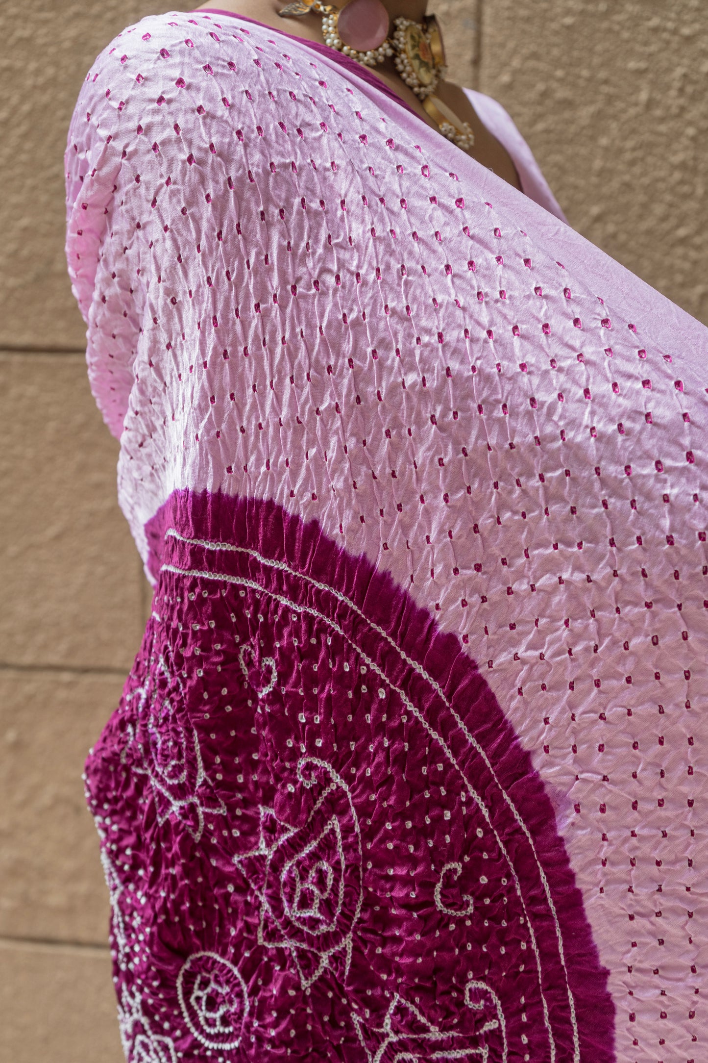 Gajji Purple Round Palla (Pink) Bandhej Saree