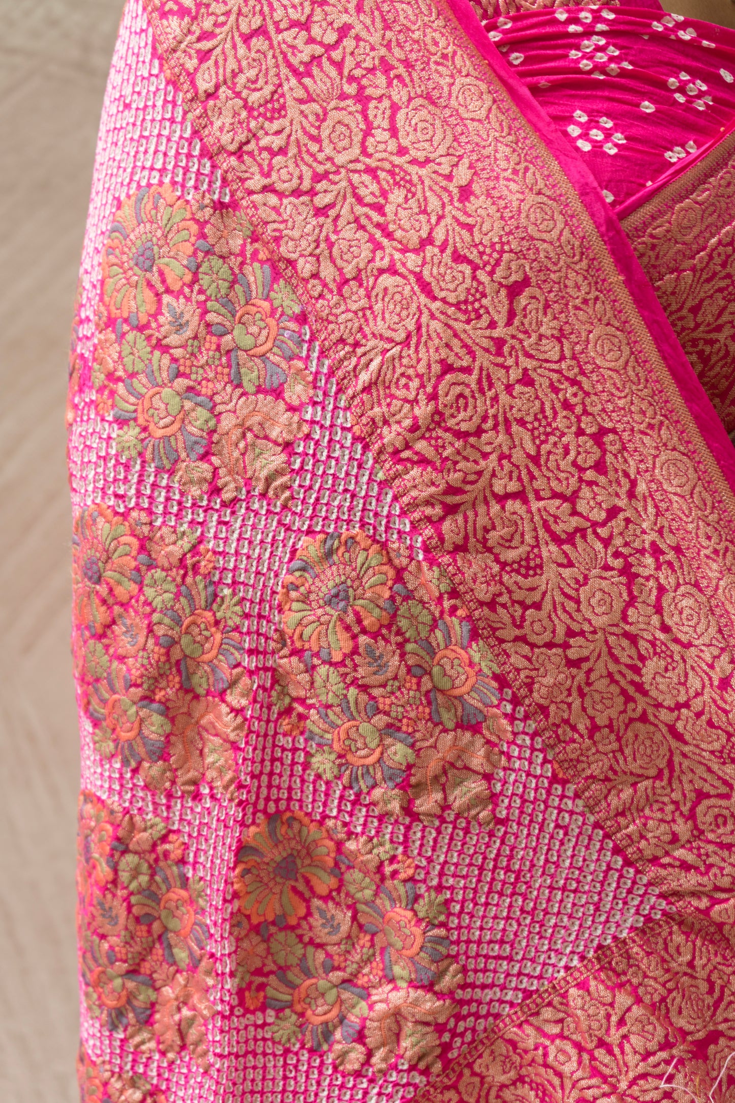 Floral Meenakari Rai Dana Georgette (Pink) Saree