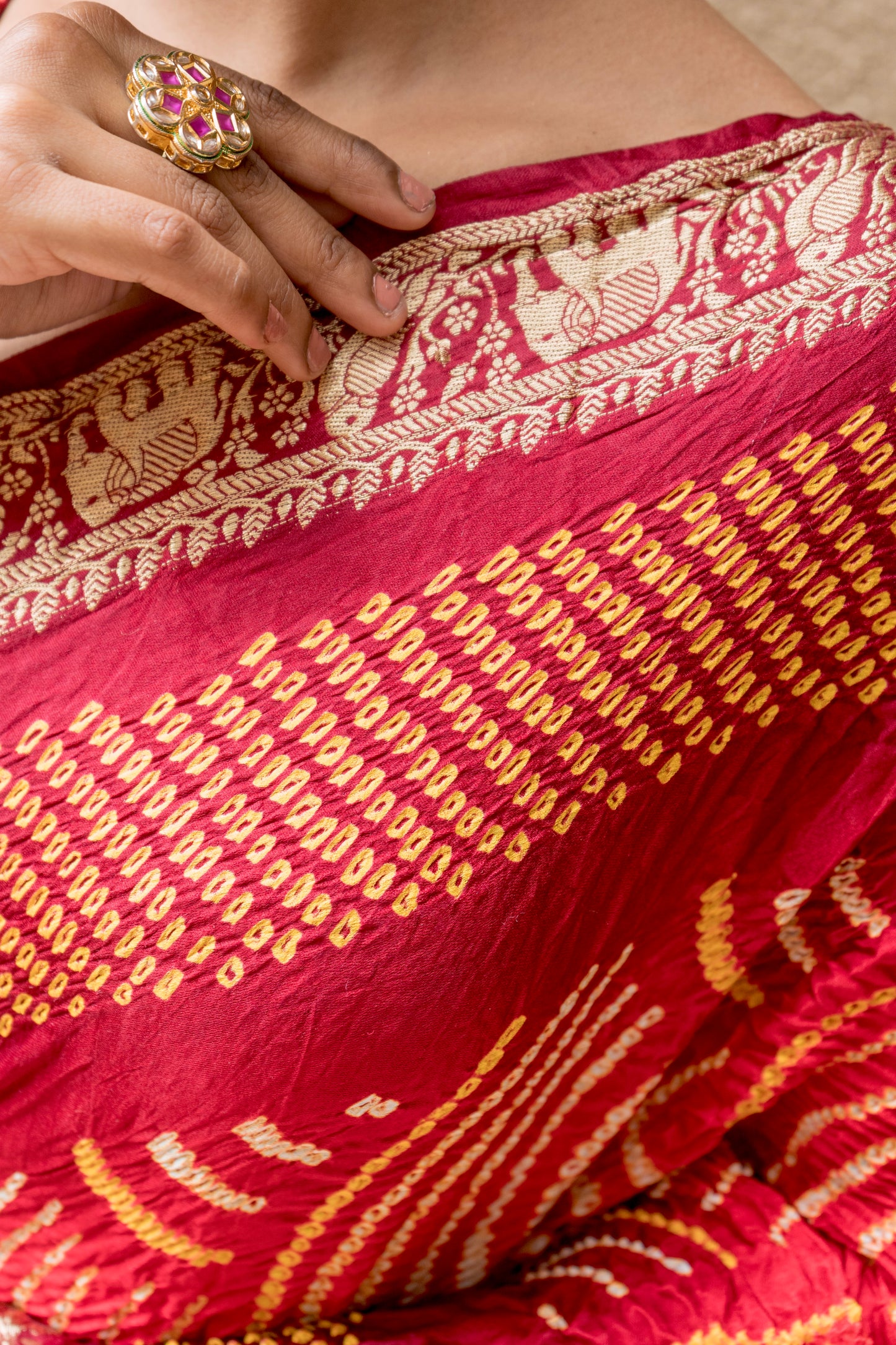 Gajji Ombre Orange-Red Rai Dana Figure Weaving Saree