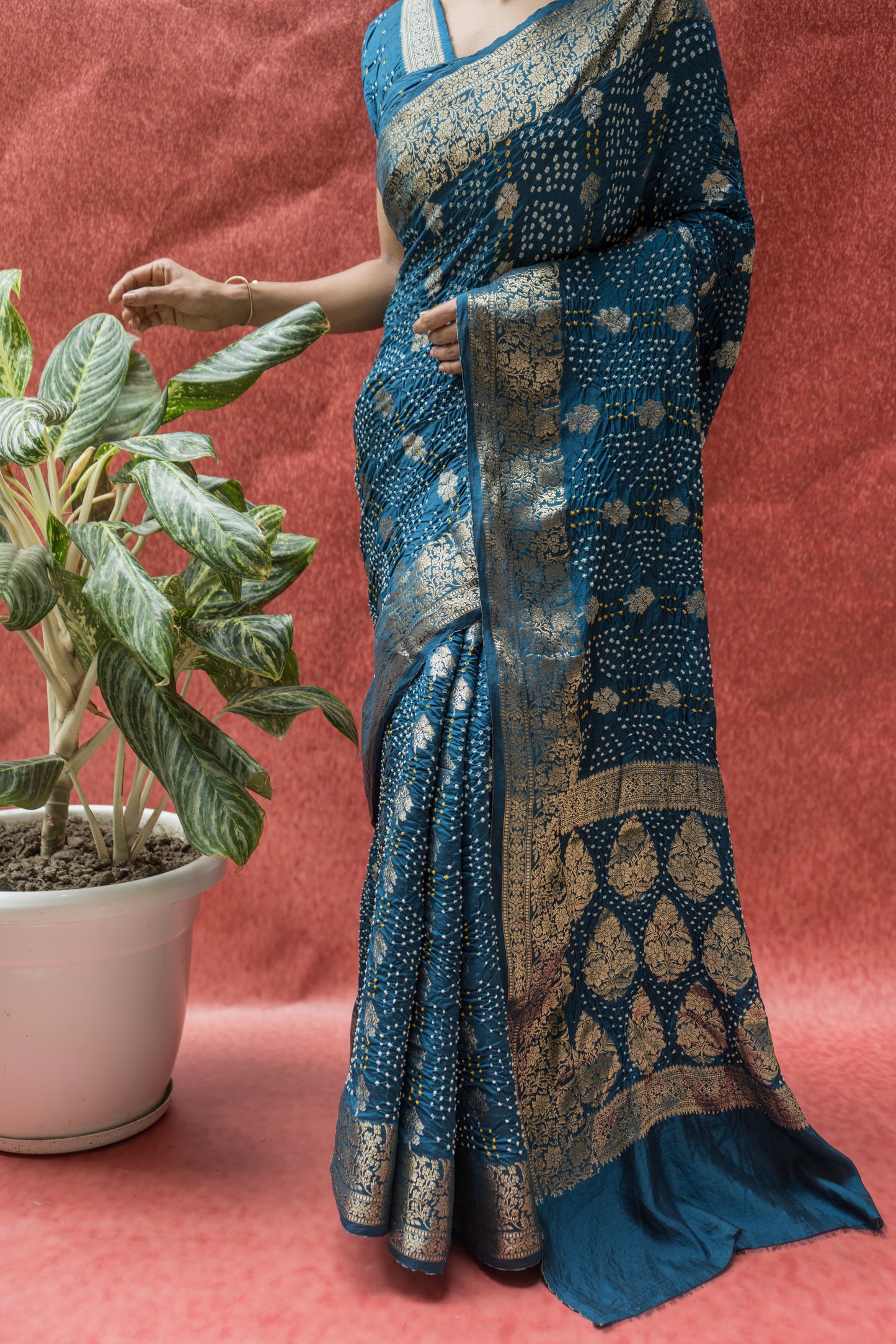 Chiniya Sona Rupa Booti Bandhej- Blue Saree