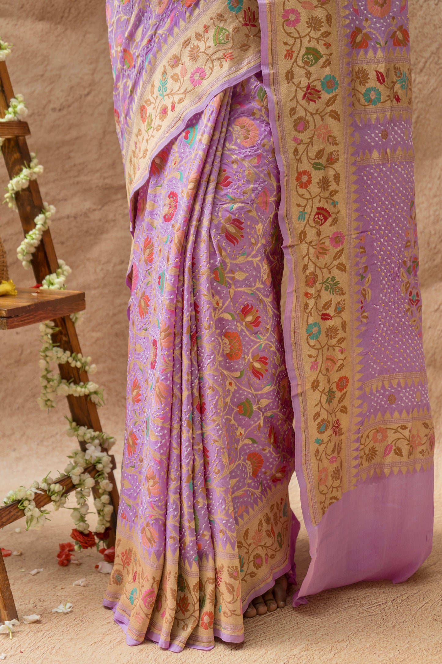 Georgette Floral Meenakari Rai Dana Lilac Saree