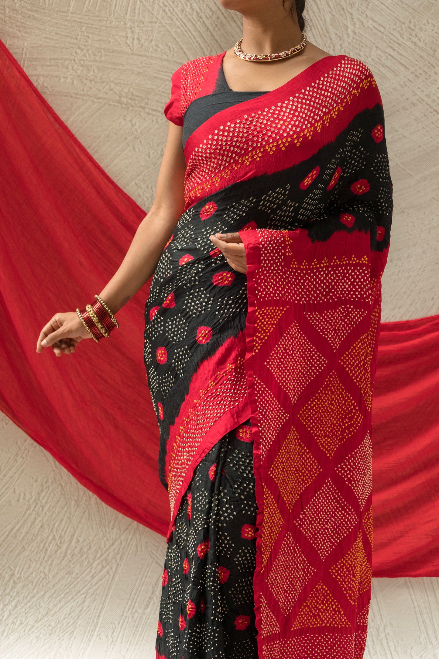 Gajji Red Black Bandhej Saree