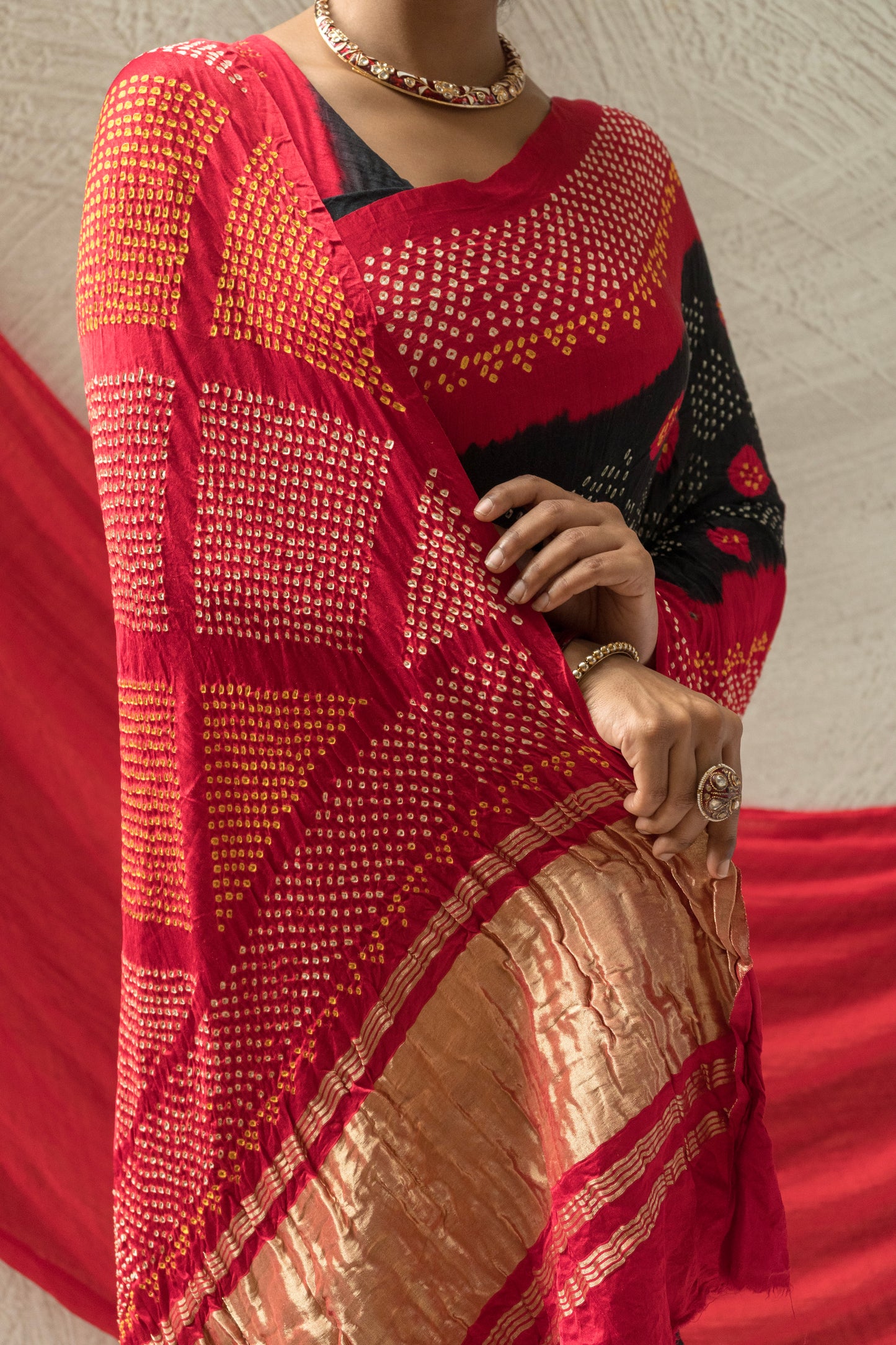 Gajji Red Black Bandhej Saree