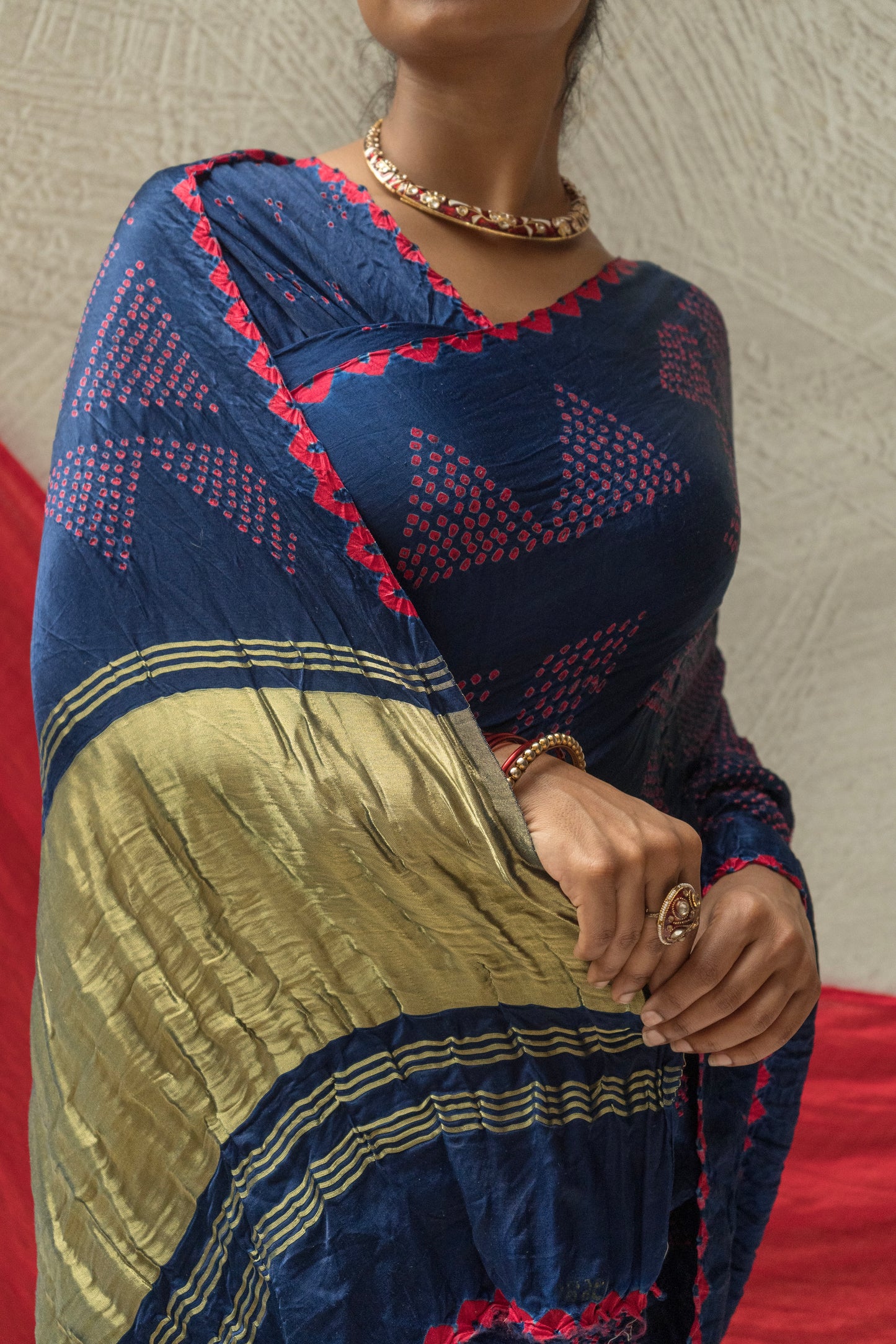 Gajji Red Rai Dana Blue Bandhej Saree