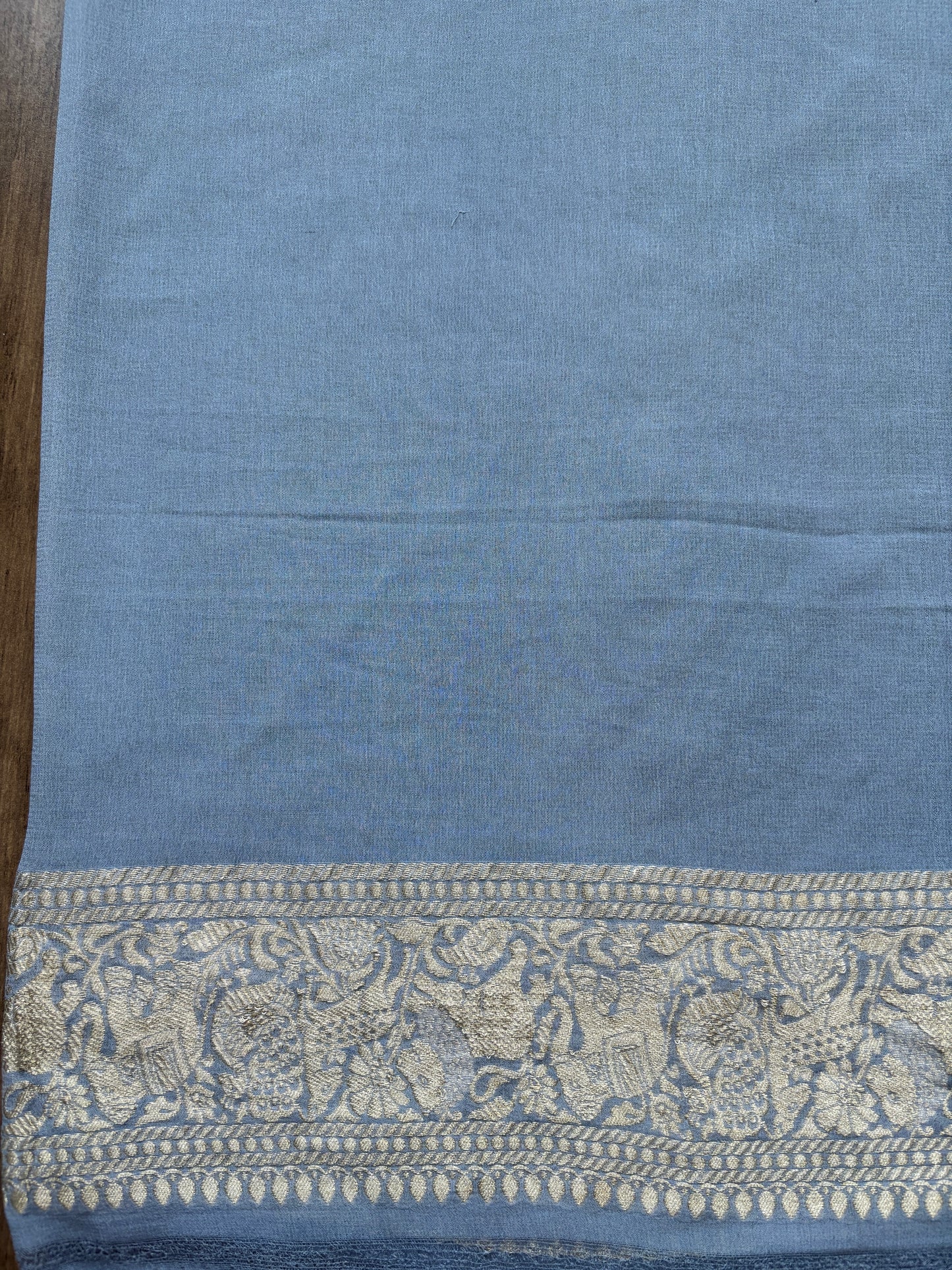 Shikargah Jaal Khaddi Grey Saree