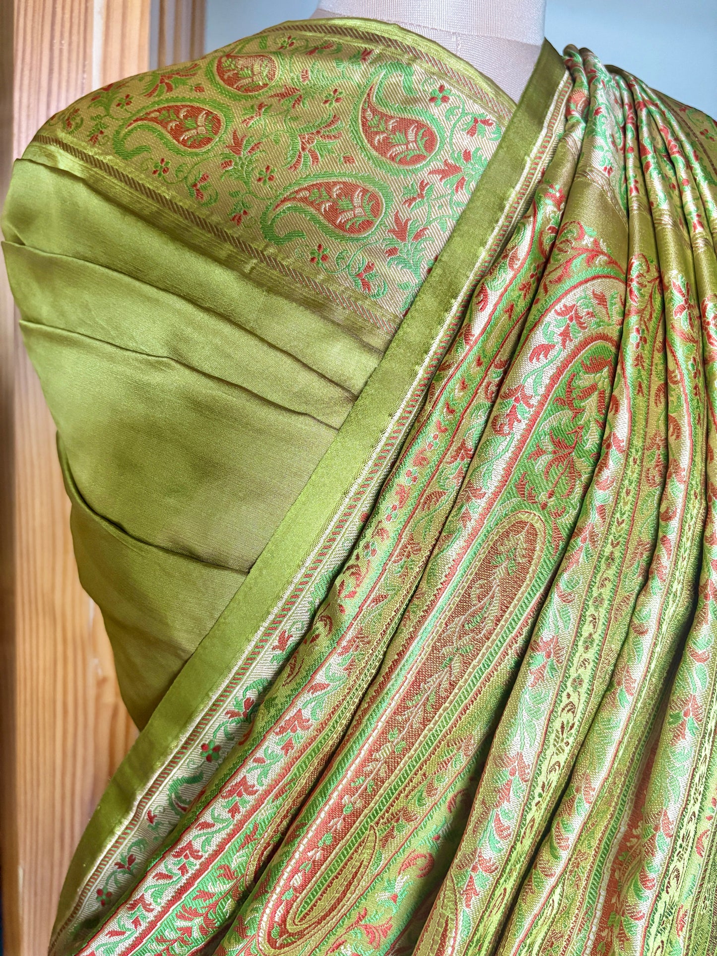 Floral Tanchoi Pastel Green Saree