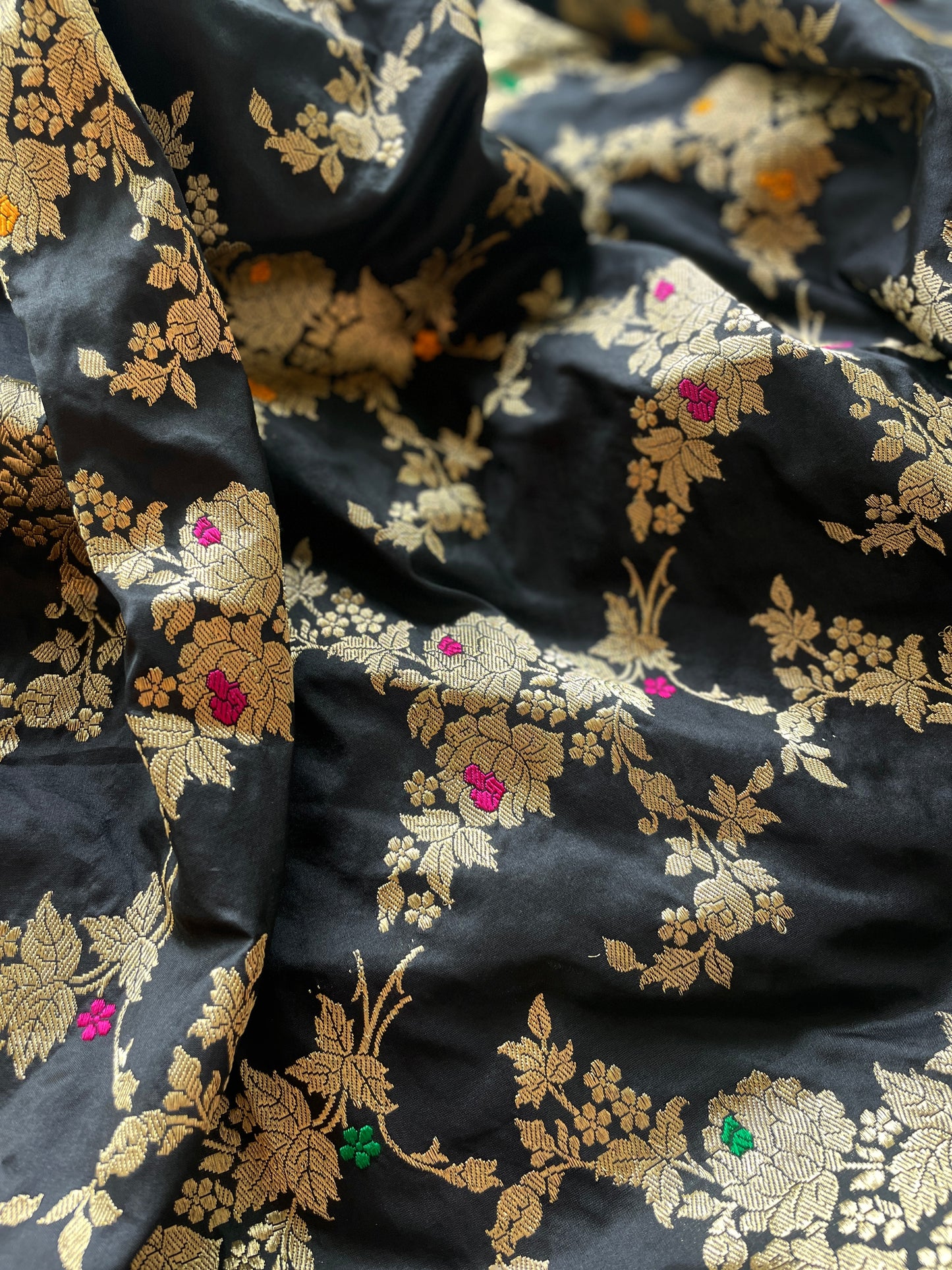 Katan Kadhua Black Dupatta