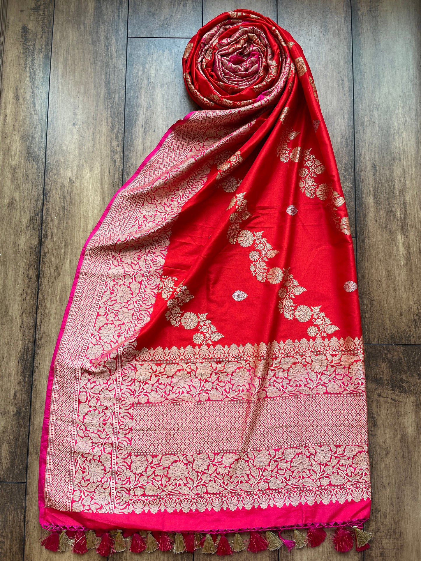 Handloom Katan Kadhua Leheriya Dupatta