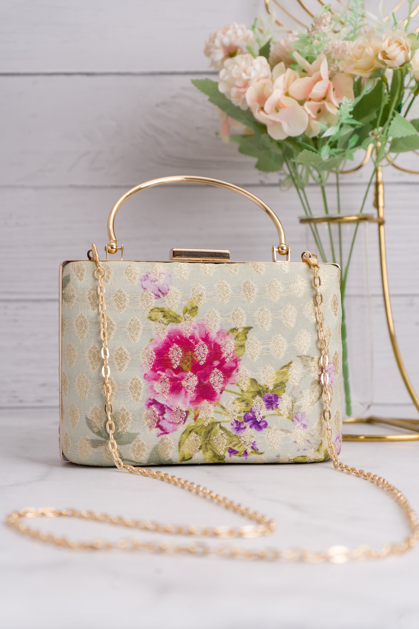 Digital Print Weaving Pista Clutch