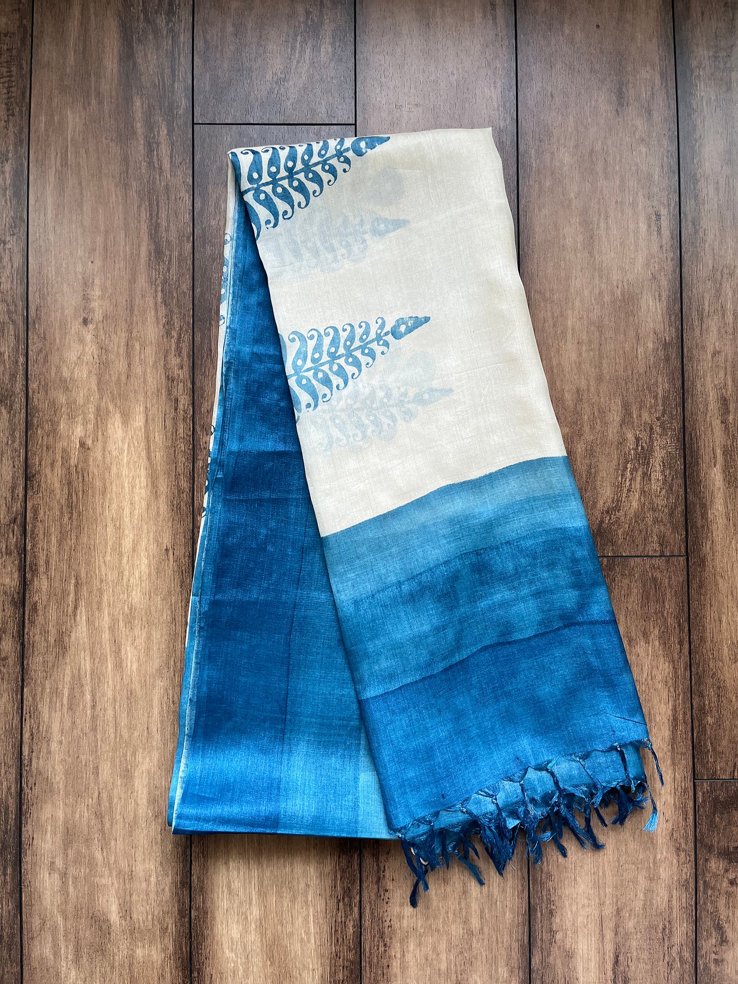 Painted Kaeri Dupatta (Blue)