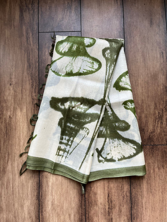 Painted Green Dupatta