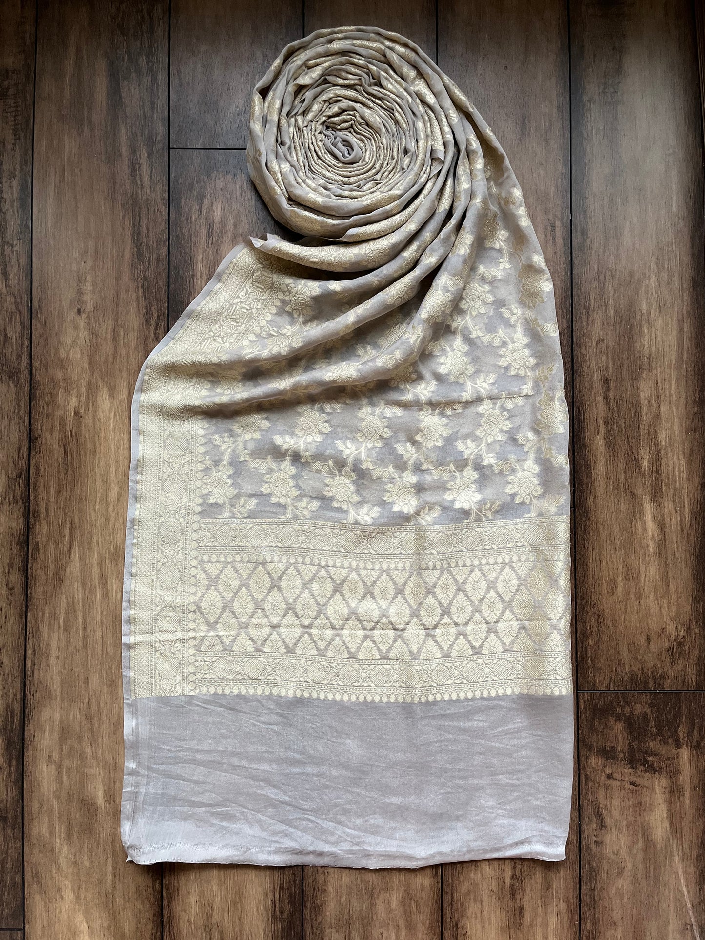 Khaddi Lavender Dupatta