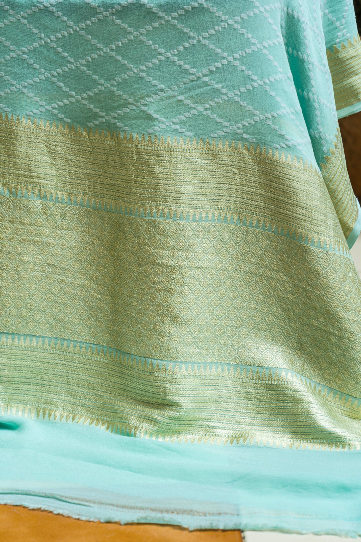 Khaddi Asmaani Dupatta