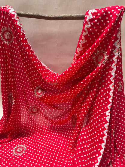 Laal Gulaab Gajji Bandhej Dupatta