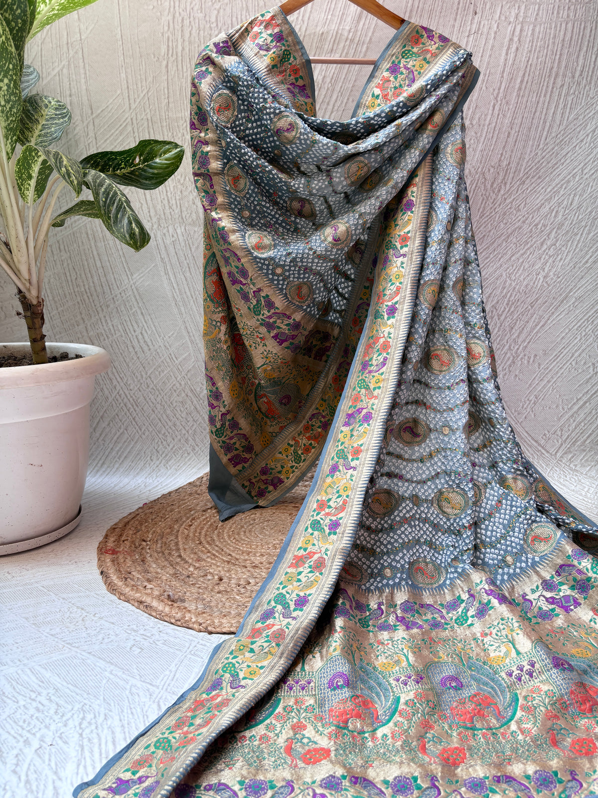 Georgette Figure Weaving Meenakari Grey Ombre Bandhej Dupatta