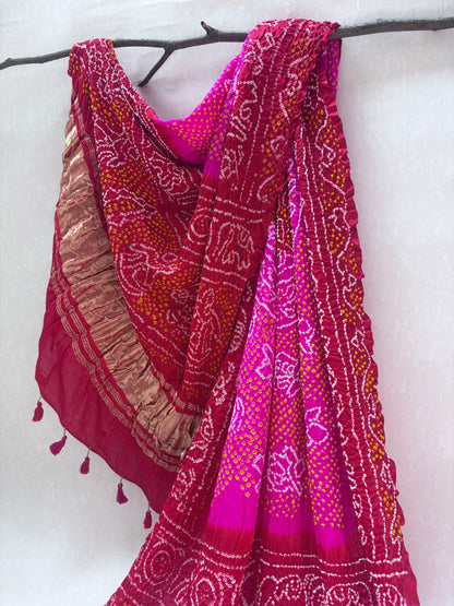 Gajji Rani-Red Intricate Bandhej Dupatta