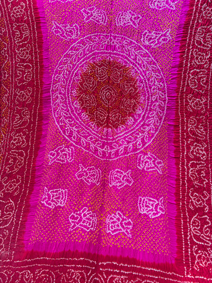 Gajji Rani-Red Intricate Bandhej Dupatta