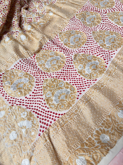 Georgette Sona Rupa Jaal Red Rai Dana White Bandhej Dupatta