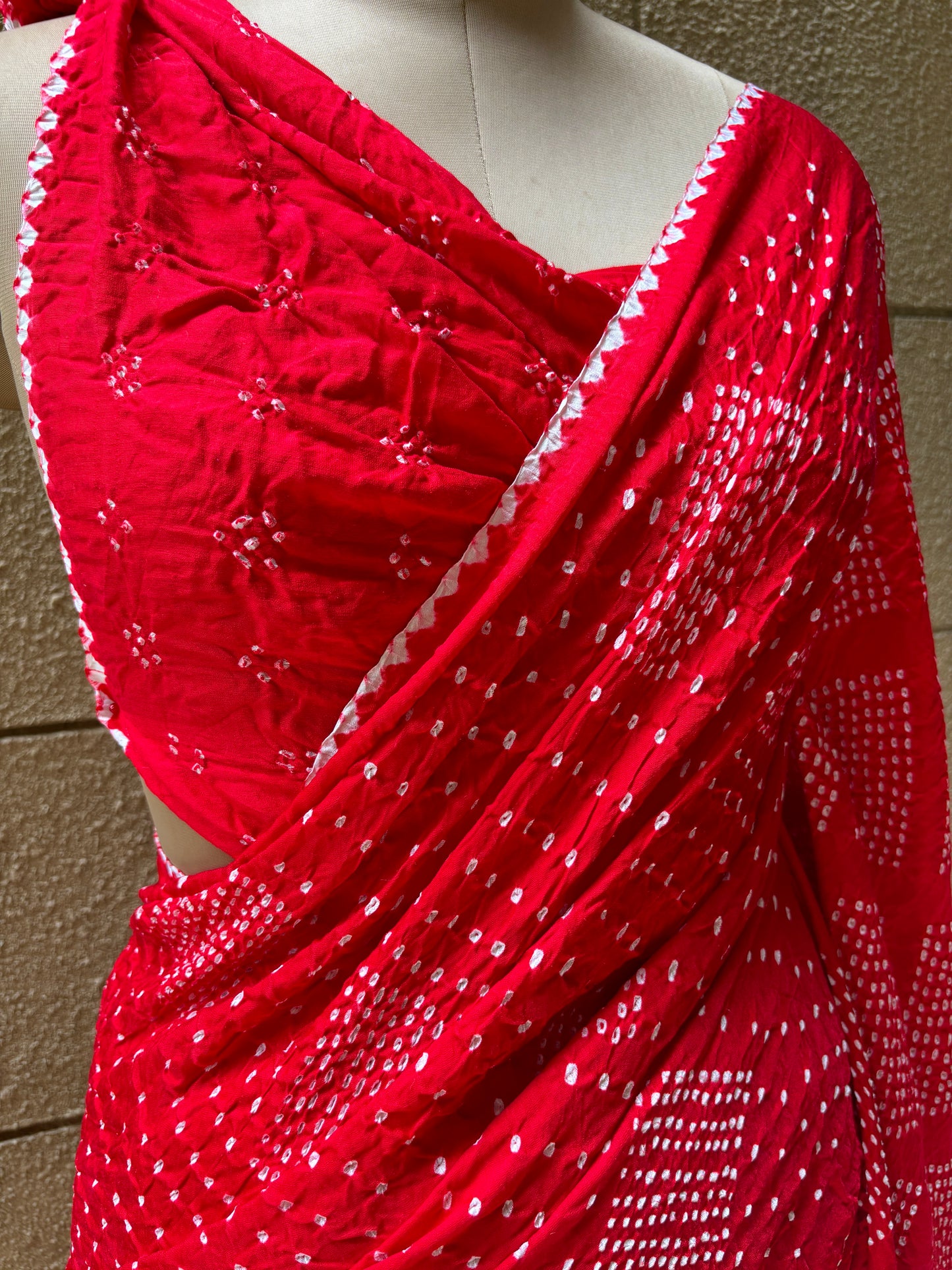 Red (White Rai Dana) Bandhej Saree
