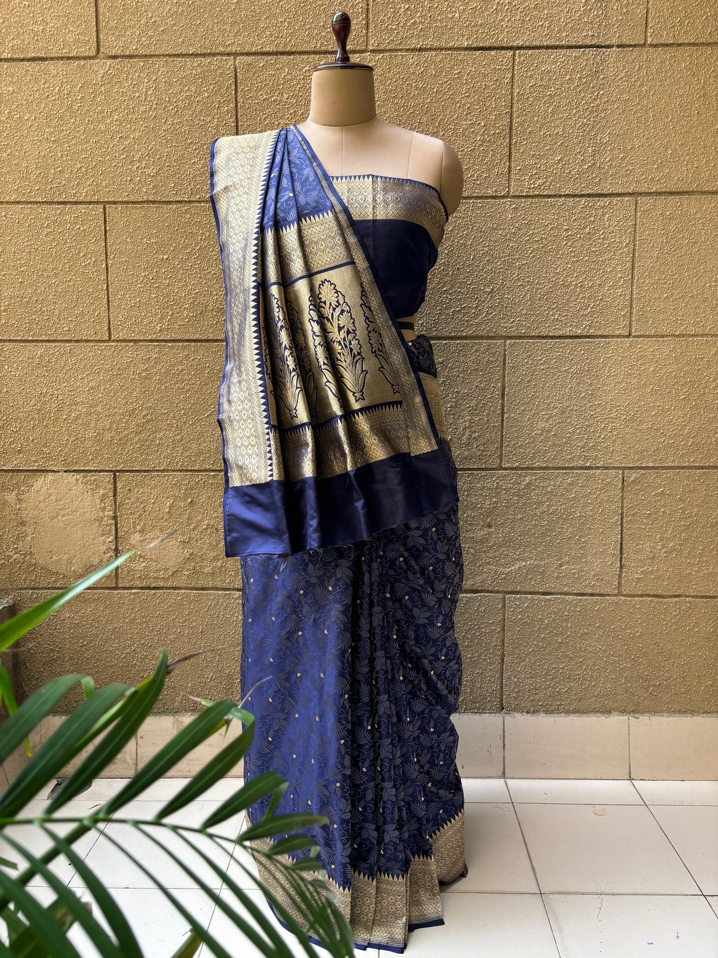 Blue Tanchoi Zari Saree