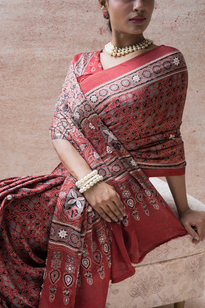 Ajrakh Katha - The Story of Ajrakh Saree