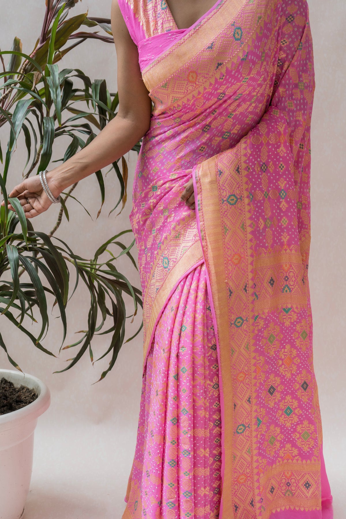 Georgette Patola Meenakari Baby Pink Bandhej Saree