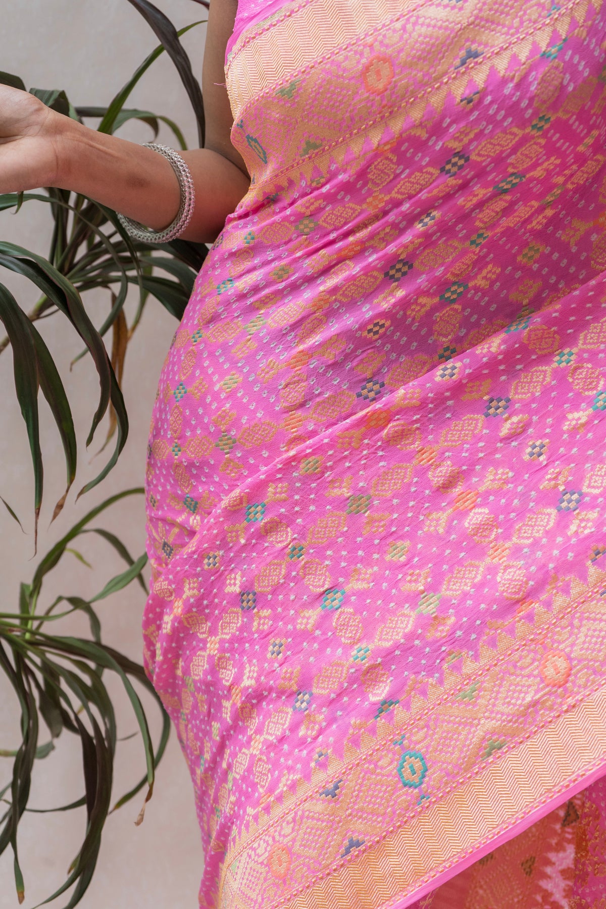 Georgette Patola Meenakari Baby Pink Bandhej Saree