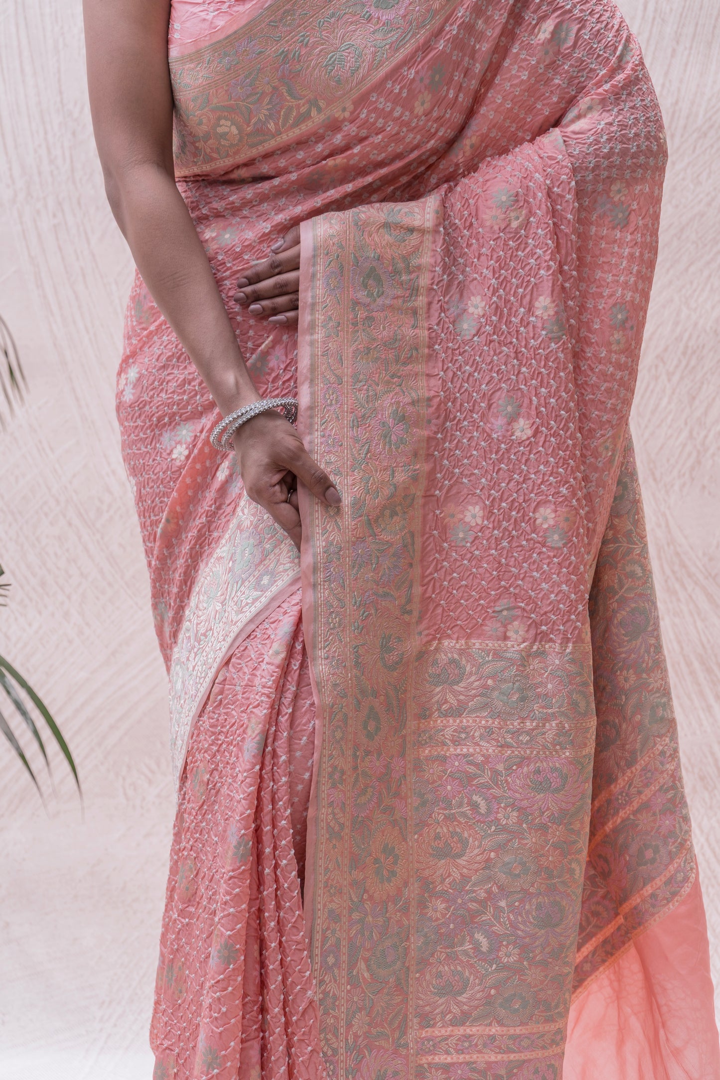 Katan Parsi Booti Pastel Peach Bandhej Saree