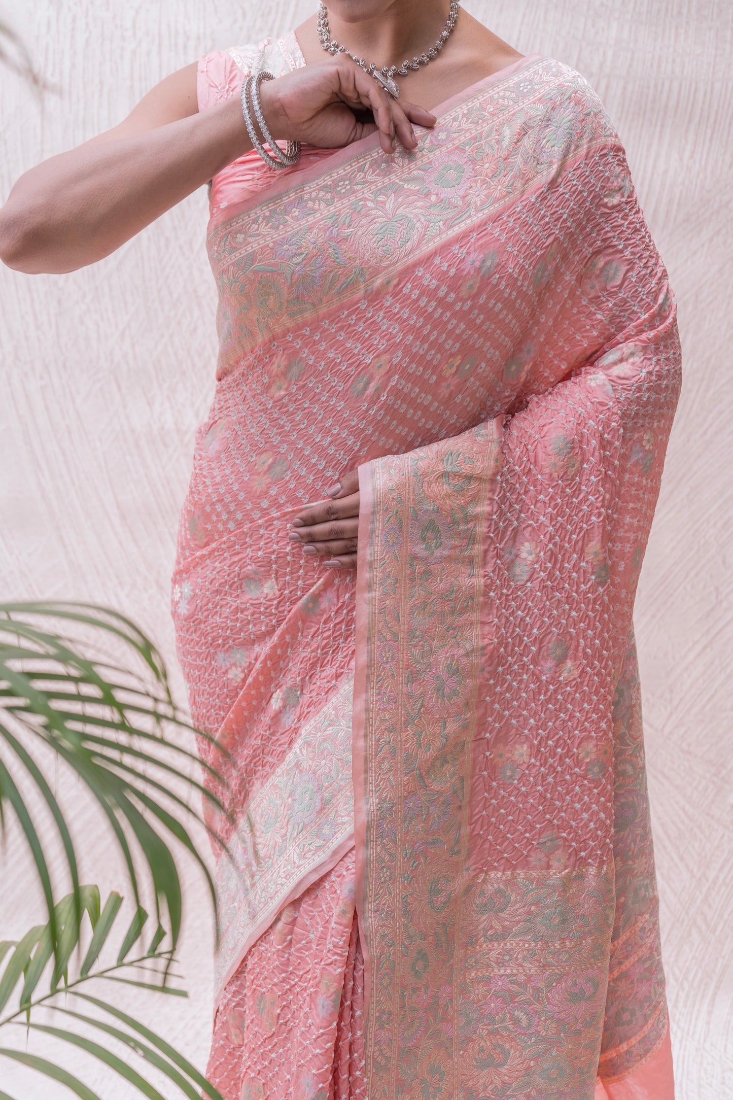 Katan Parsi Booti Pastel Peach Bandhej Saree