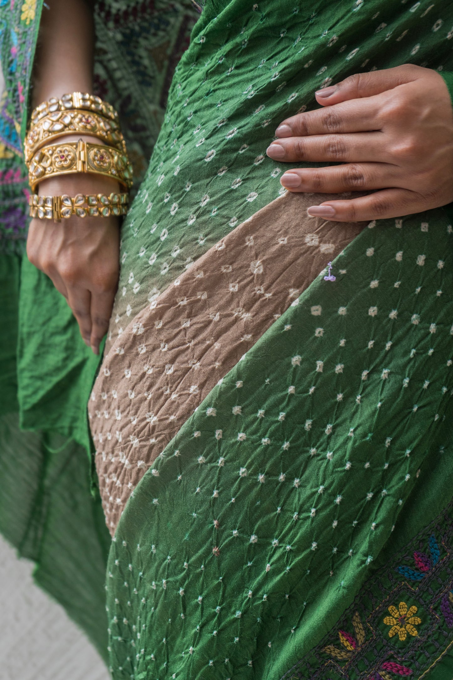 Moonga Kantha Embroidery Ombre Grey-Green Bandhej Saree