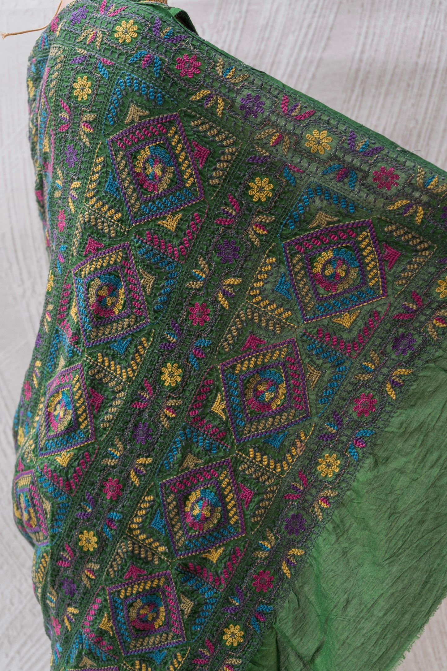Moonga Kantha Embroidery Ombre Grey-Green Bandhej Saree