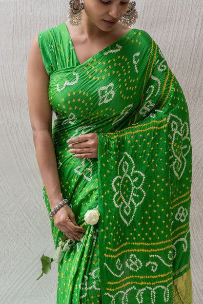 Gajji Rai Dana Parrot Green Bandhej Saree
