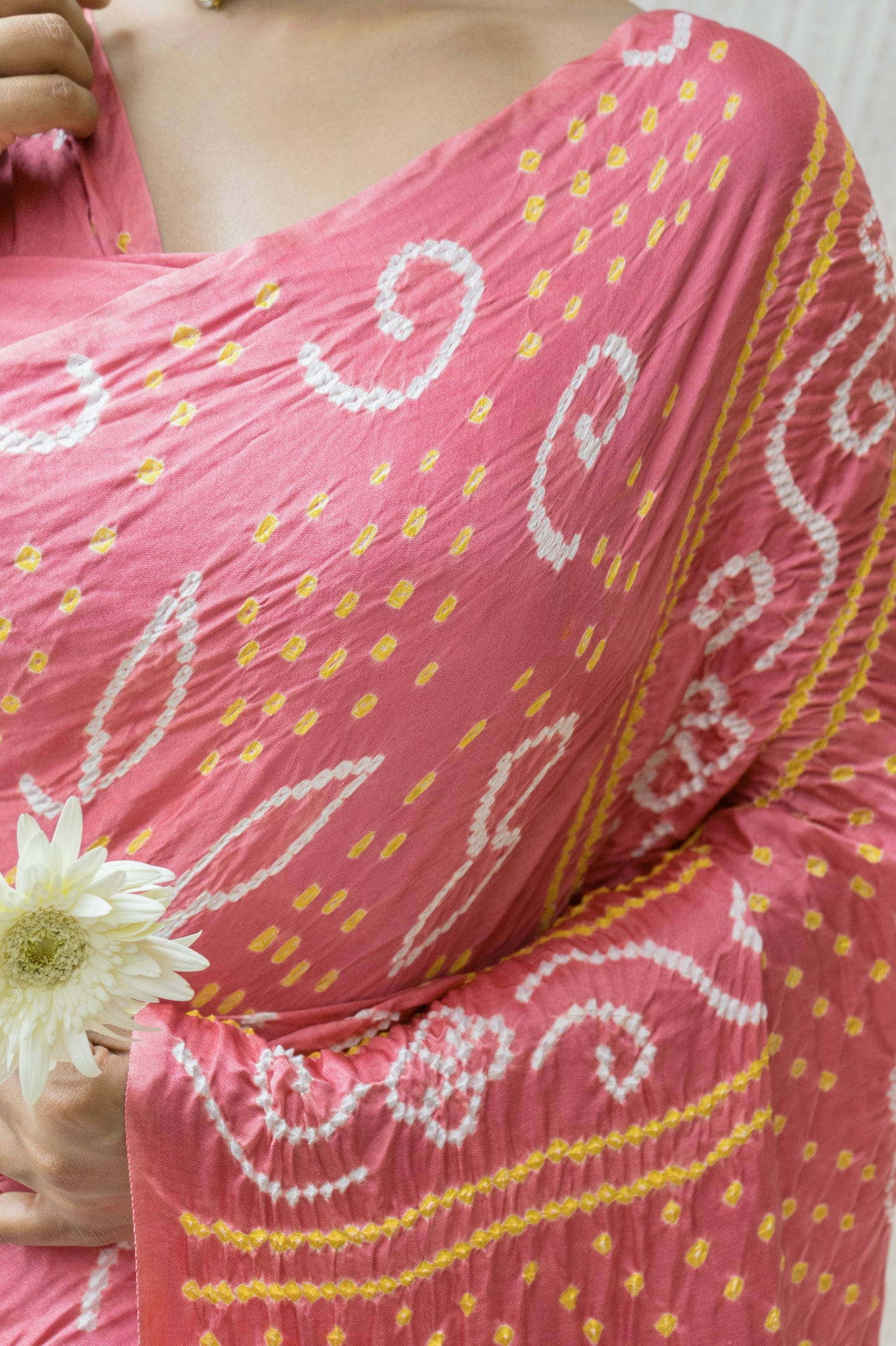 Gajji Rai Dana Pink Bandhej Saree
