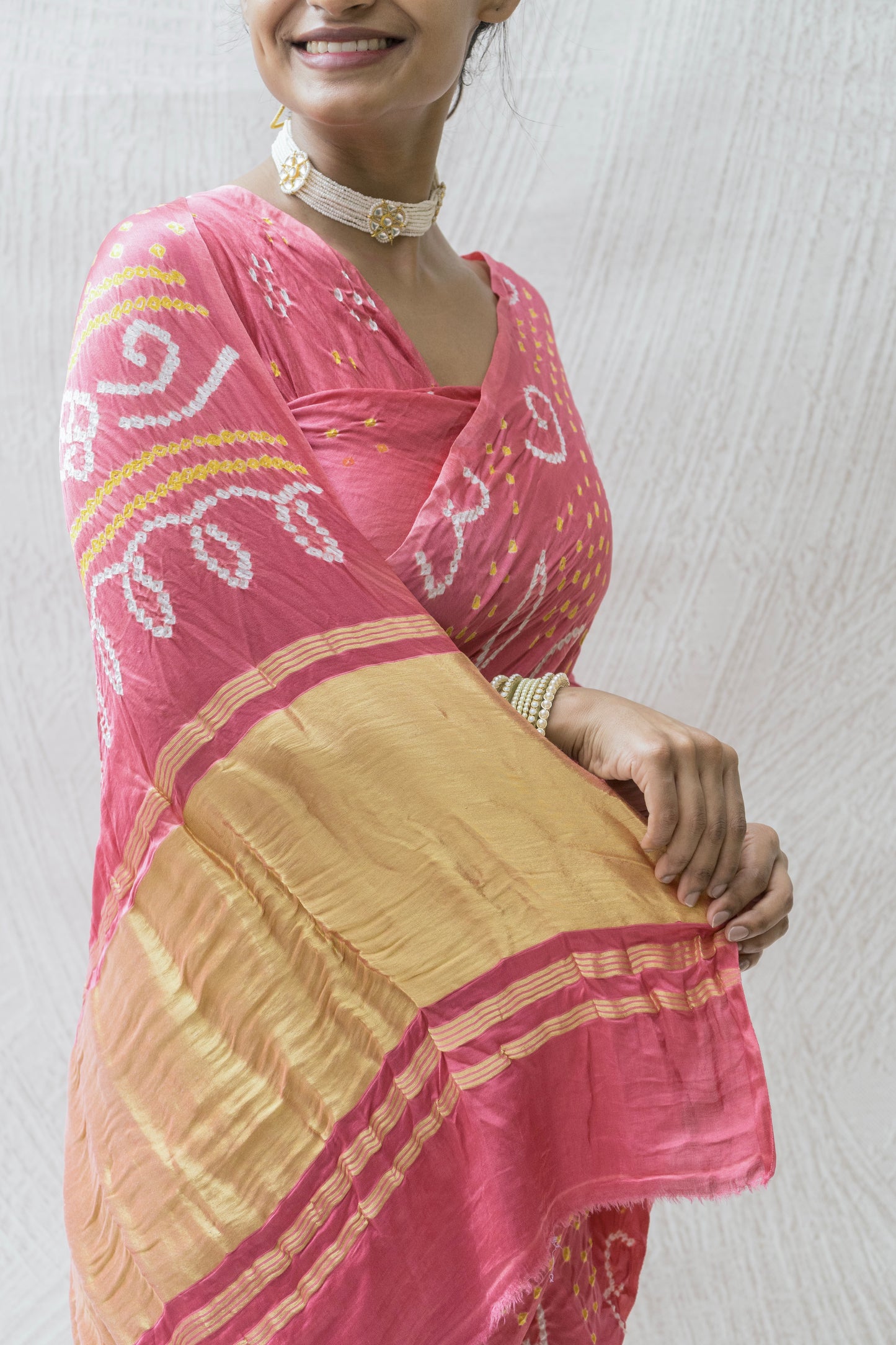 Gajji Rai Dana Pink Bandhej Saree