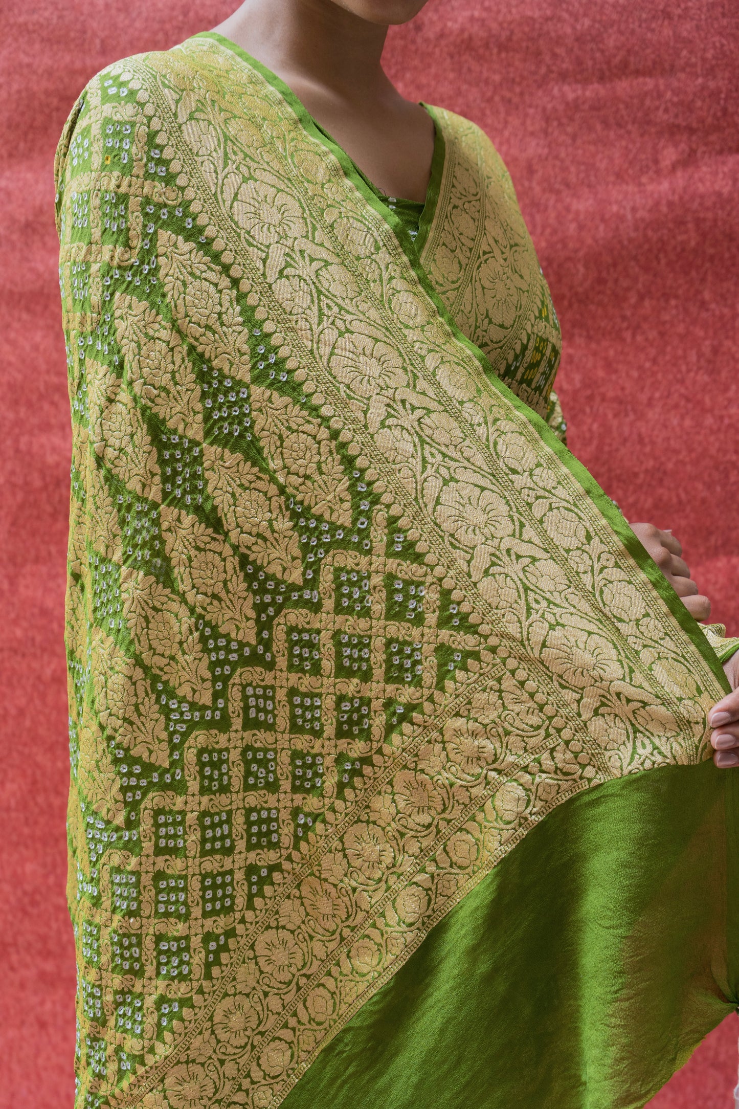 Georgette Neemzari Jaal Green Bandhej Saree