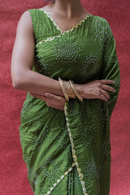 Mulberry Rai Dana Green Bandhej Saree