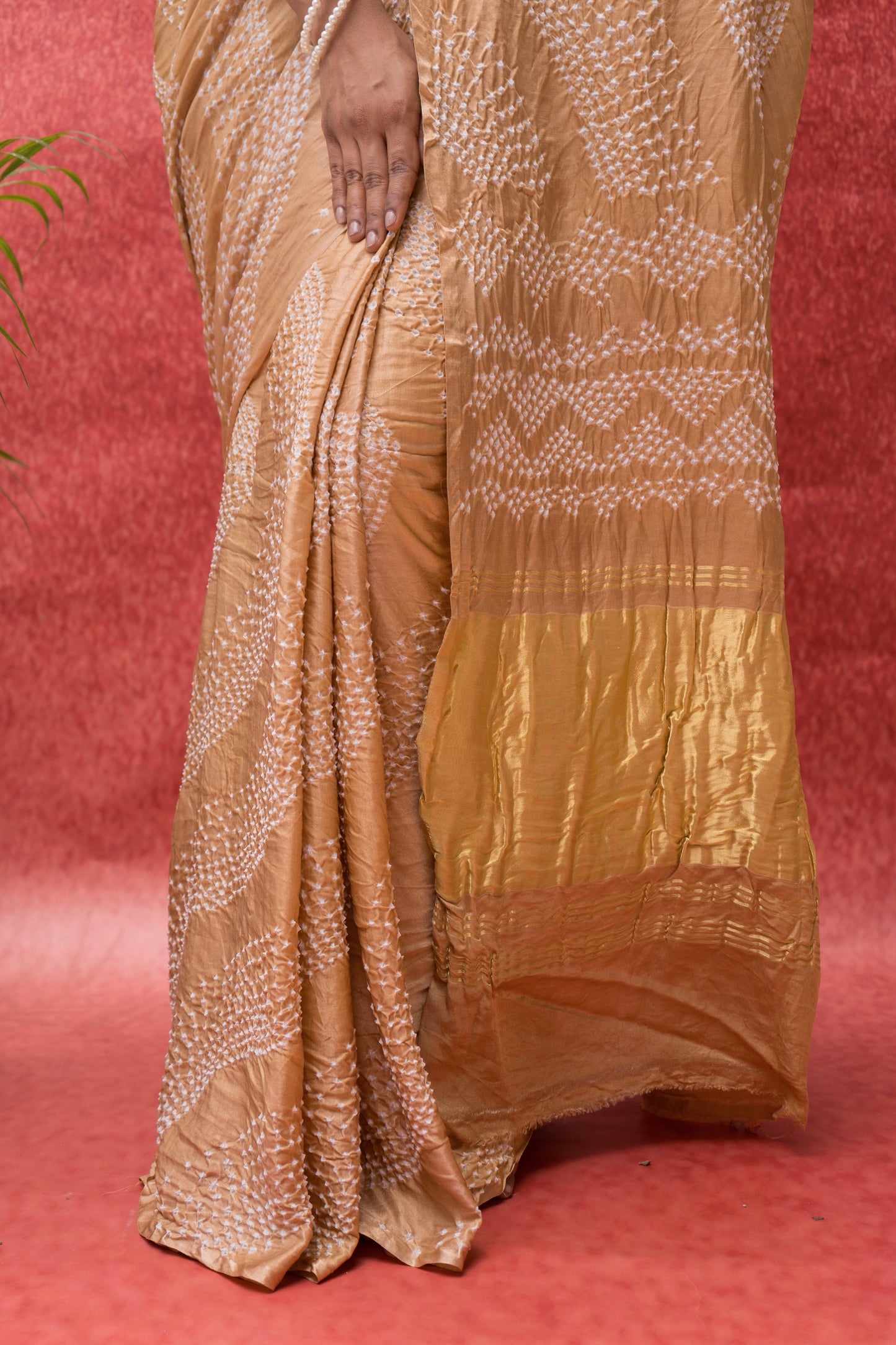 Gajji Biscuit Bandhej Saree
