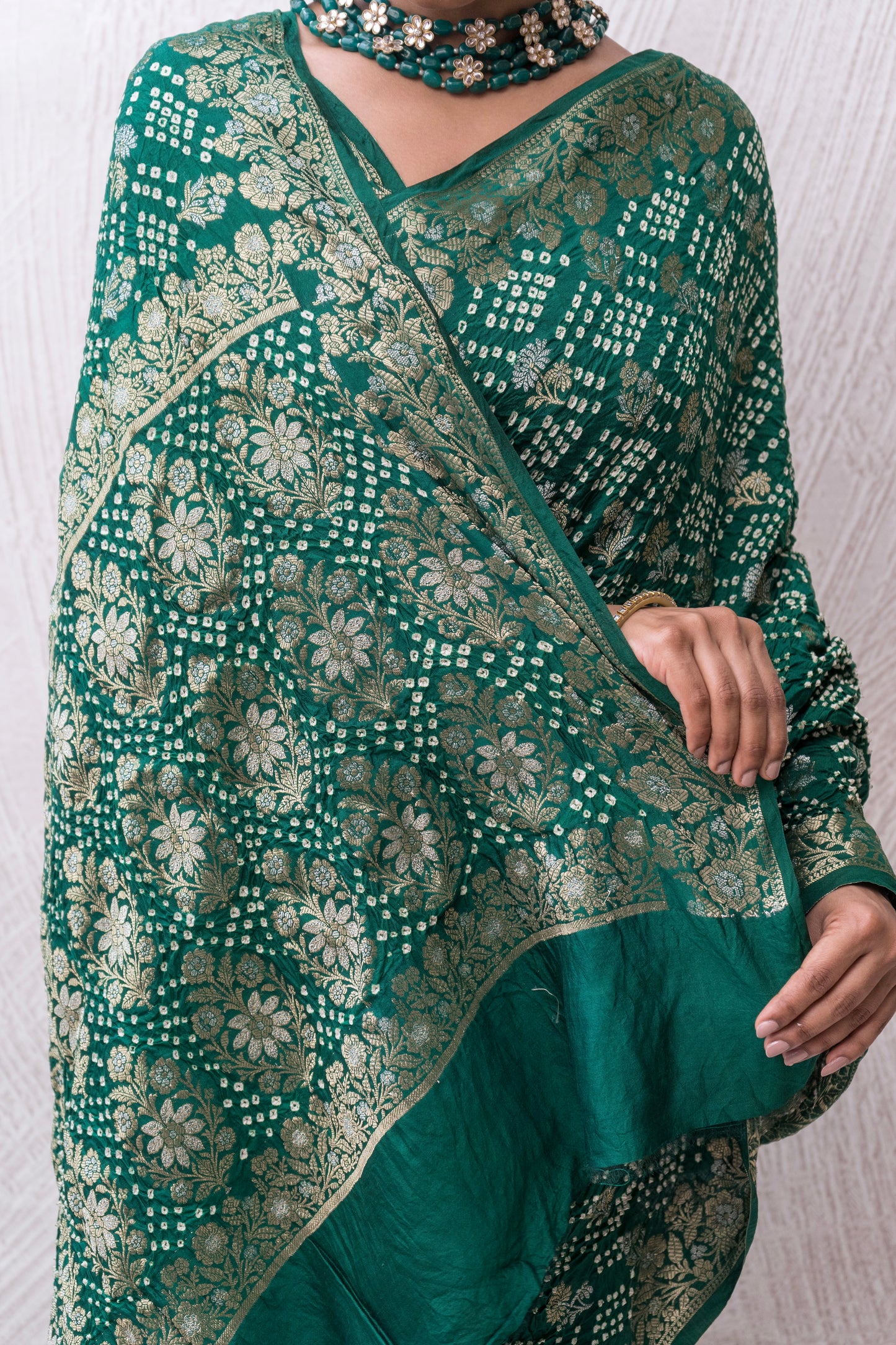 Chiniya Sona Rupa Floral Boota Green Bandhej Saree