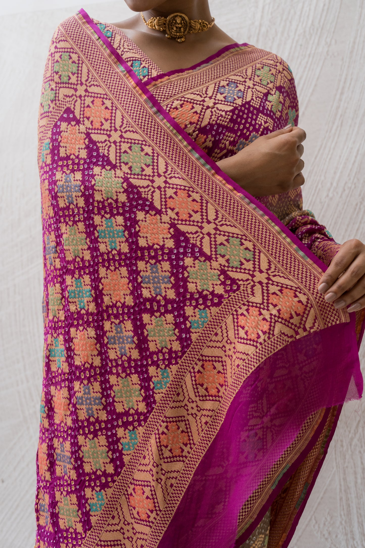 Georgette Patola Meenakari Grey-Purple Ombre Bandhej Saree