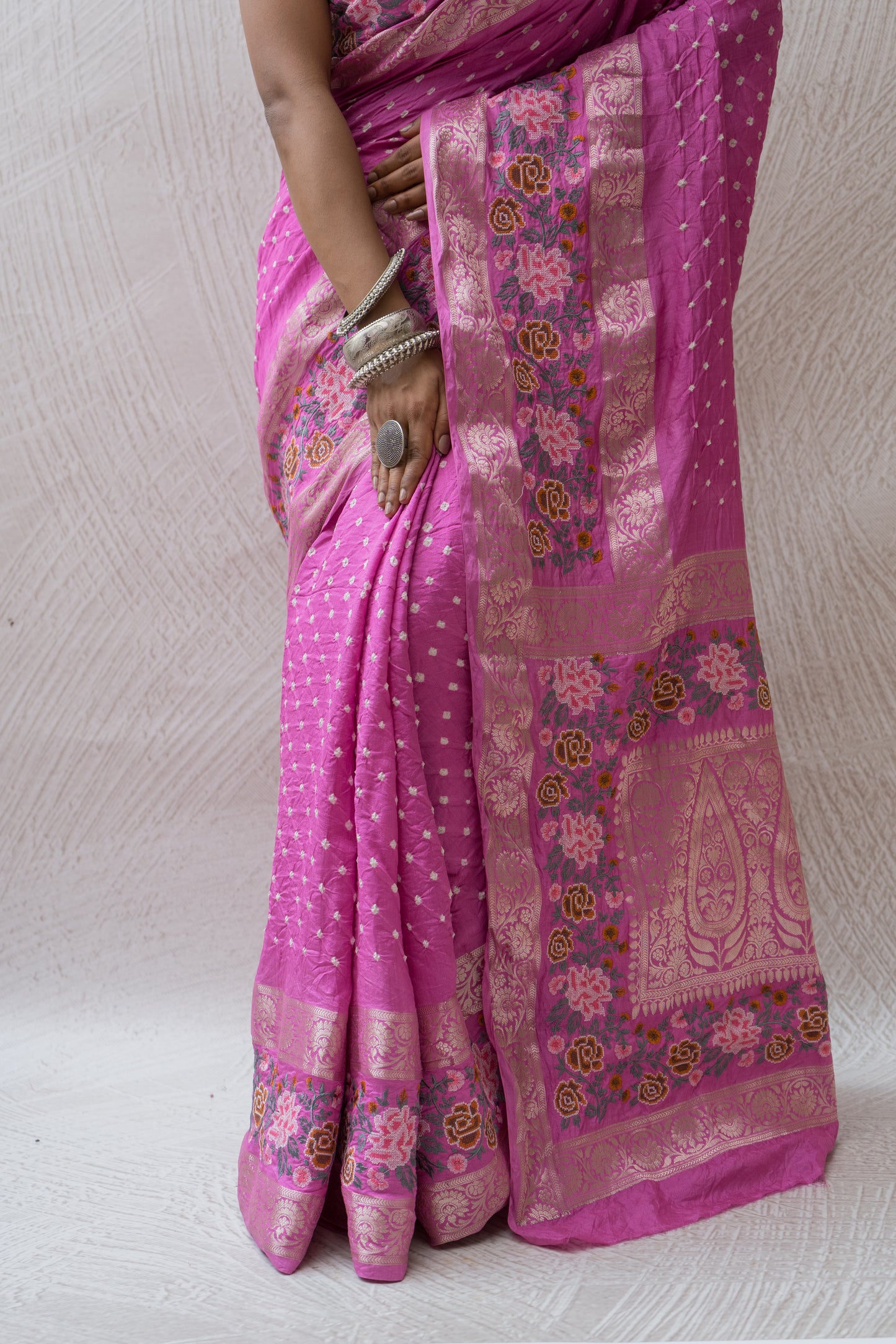 Chiniya Embroidered Double Border Purple Bandhej Saree